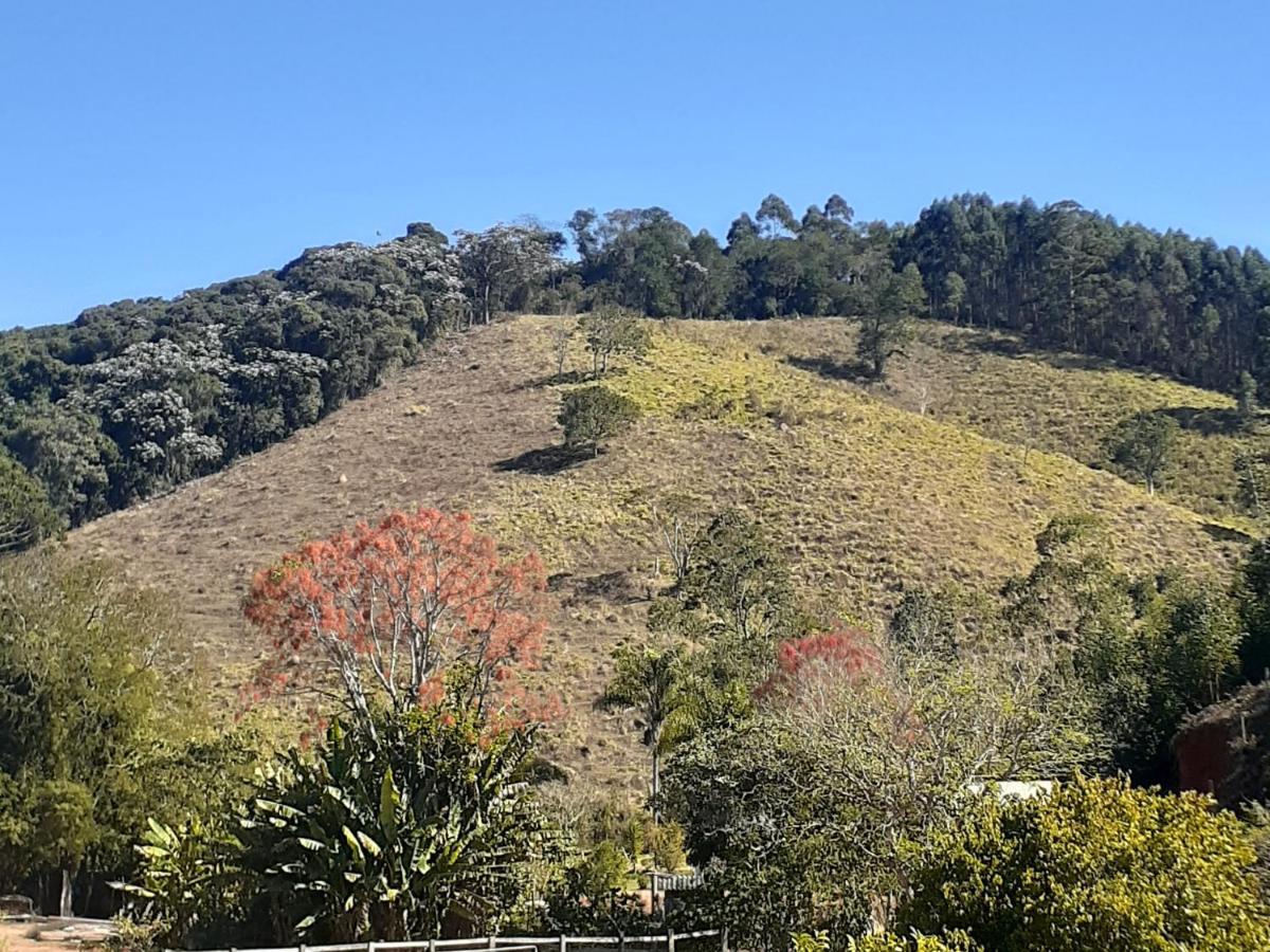 木屋 Chacara Ladeira De Pedra